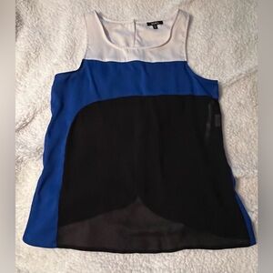 XOXO Color-Block Tank with Sheer Black Criss Cross Opening on lower backside